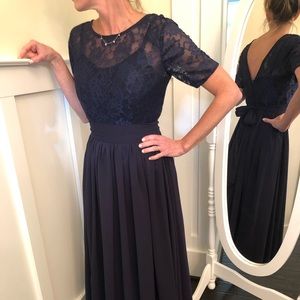 Navy blue silk & lace dress - lined fits size 0-4